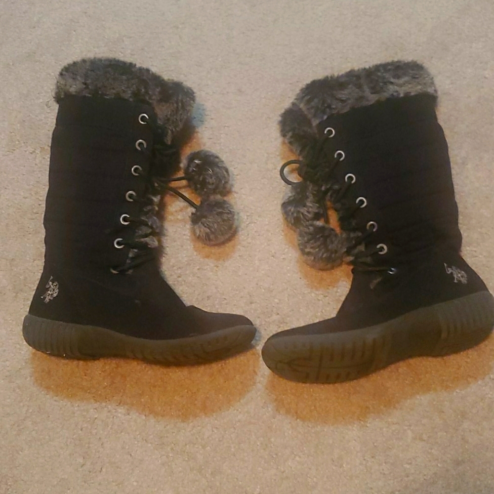 Womens black boots